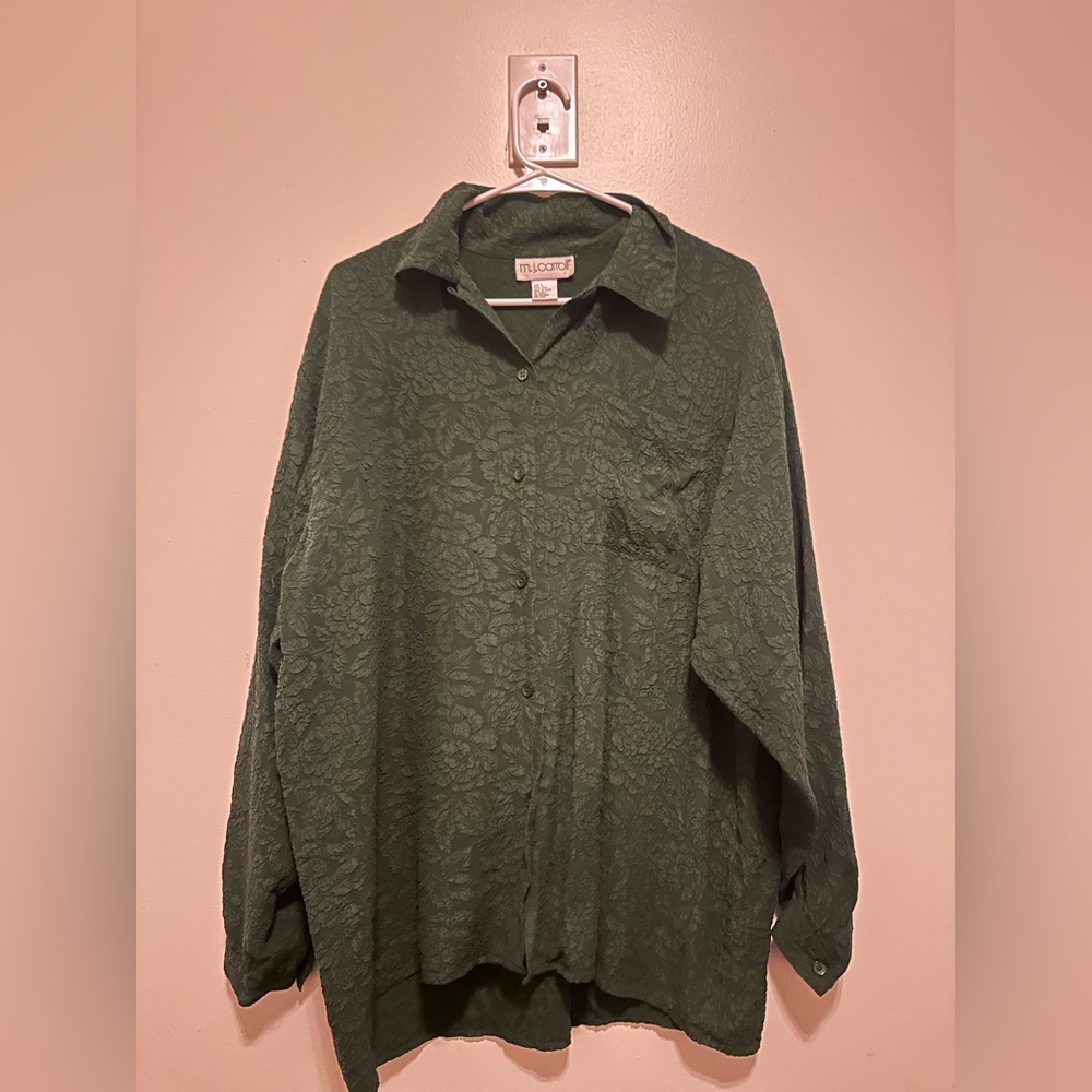 Dark green textured floral button-up shirt #floral #green